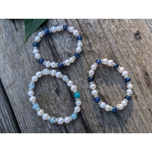 Vintage Rhinestone Pearl Bracelet Stack, 3 Pearly Stretch Bracelets - Picture 8 of 10